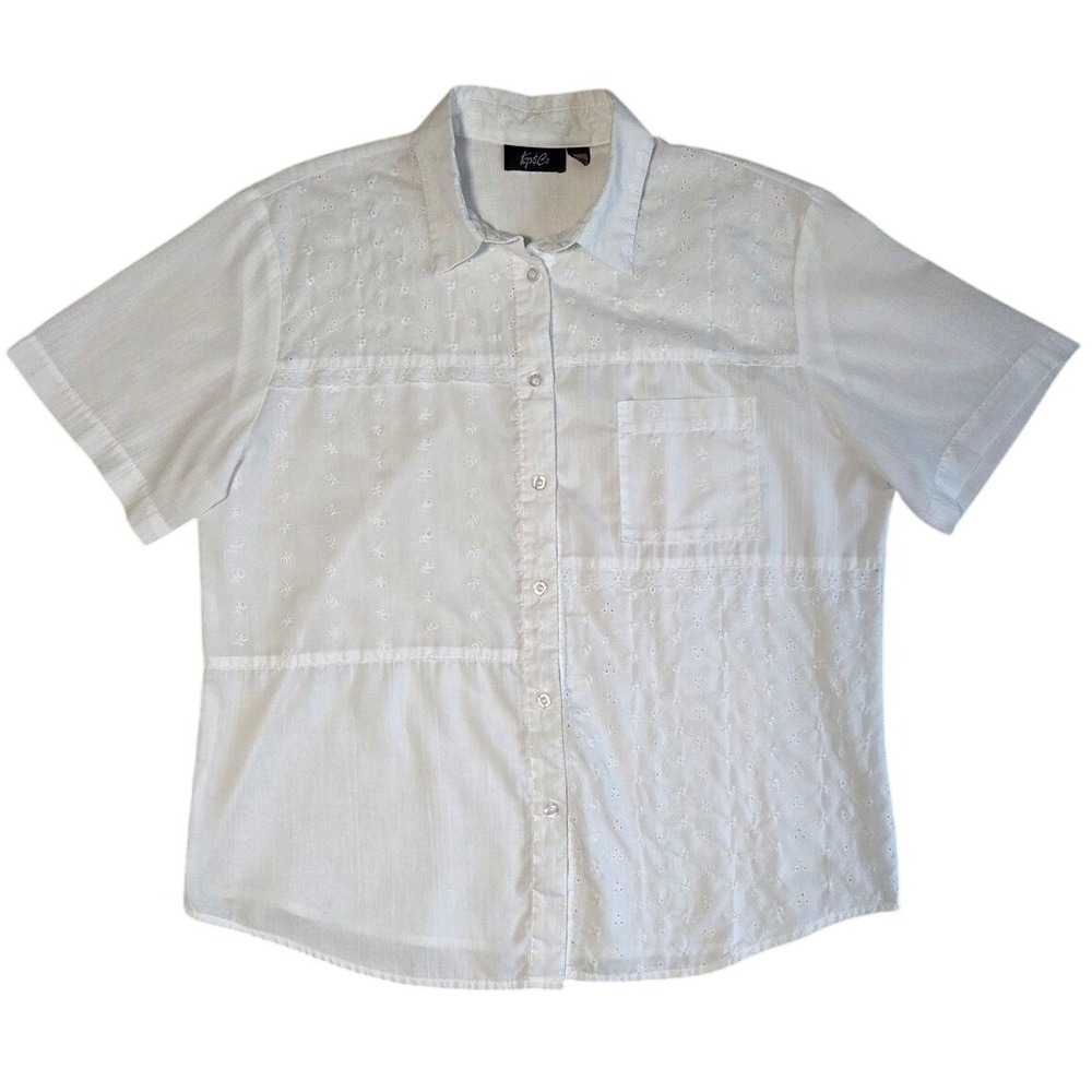 Top & Co Embroidered Button Front Shirt Women M White‎ Eyelet Cotton Made in USA